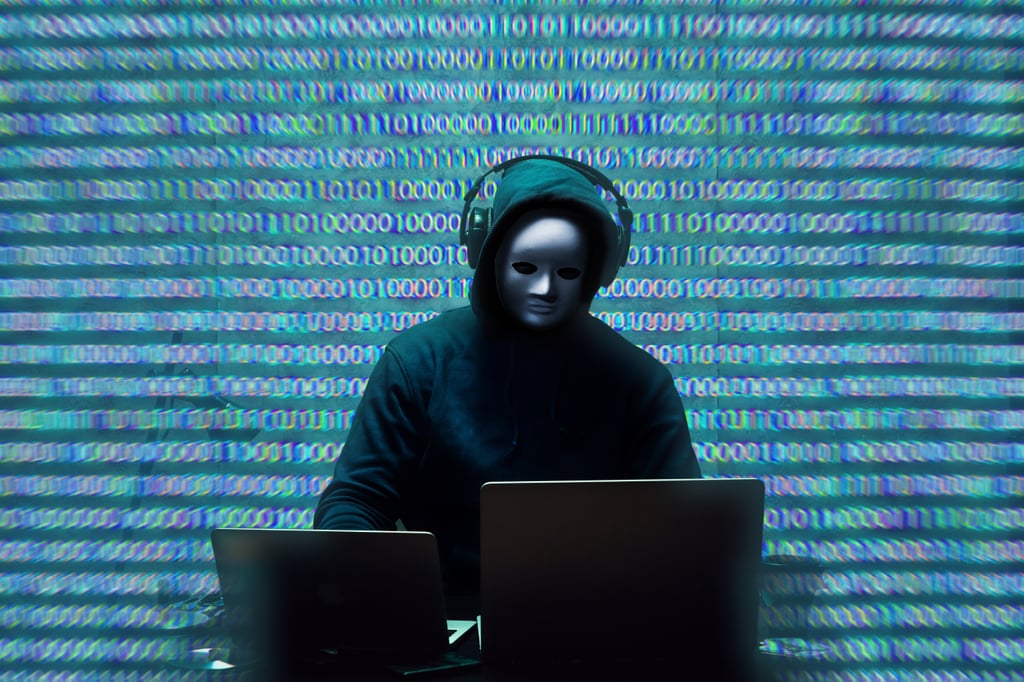Russian Hackers Target Western Firms Aiding Ukraine, Spy on Shipments